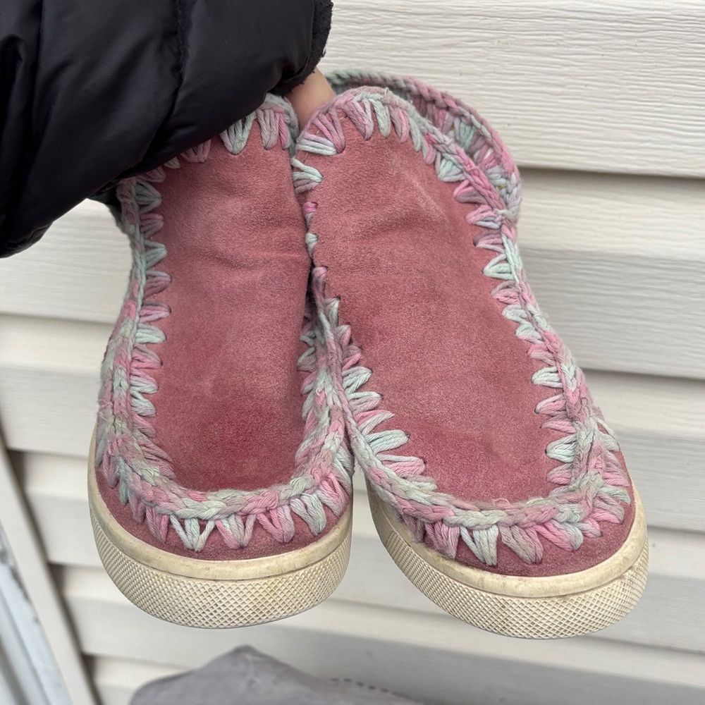 MOU Ladies Pink Suede Slip-On Moccasin Sneakers with Multicolor Crochet Trim-7 - Picture 5 of 10